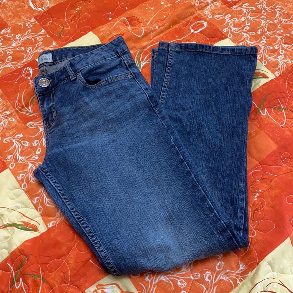 Aeropostale short bootcut jeans